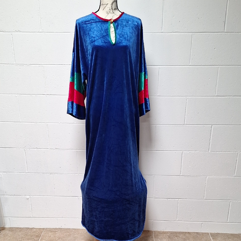 Vanity Fair Blue Button Front Robe